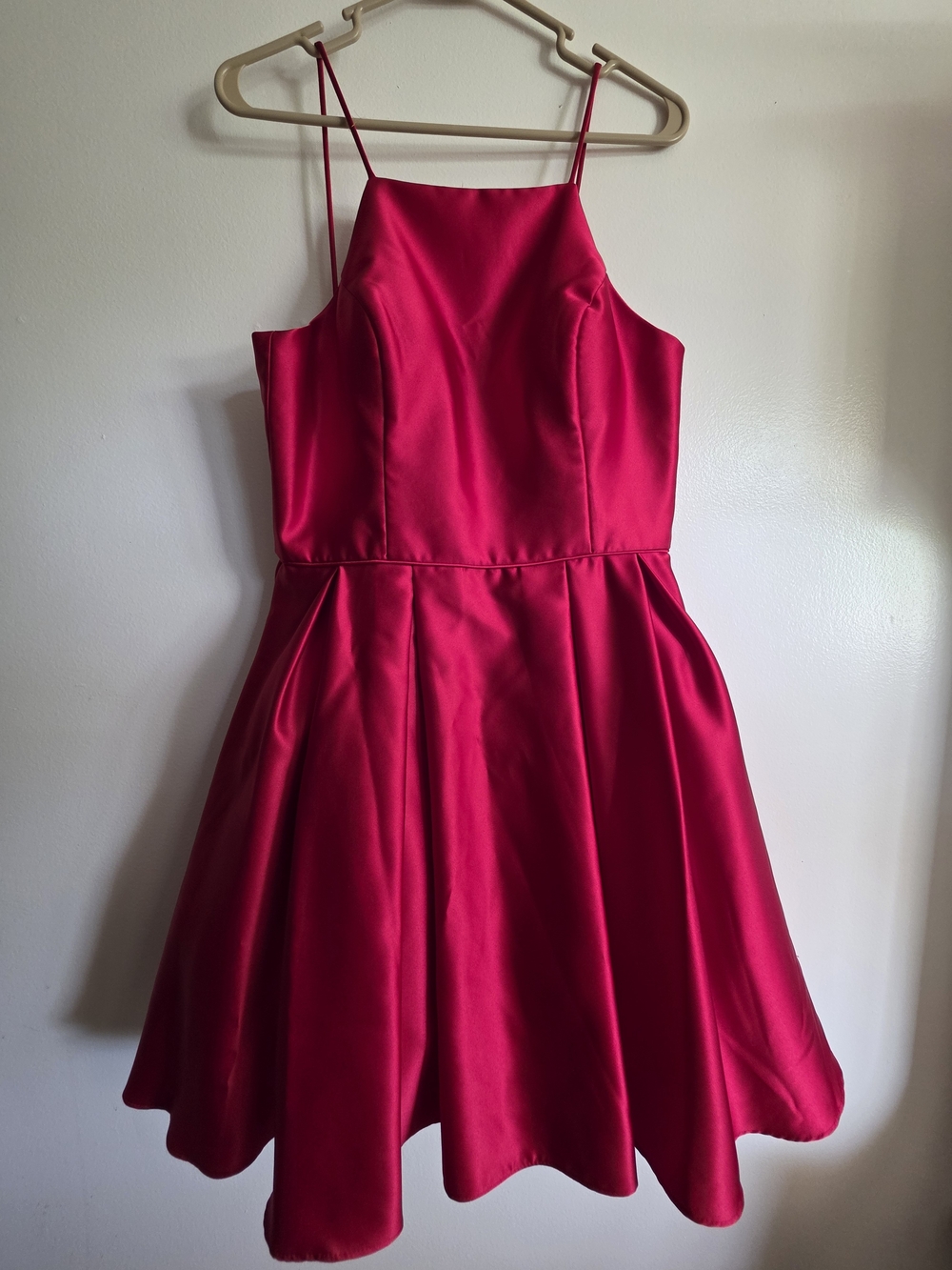 Betsy Adam Bright Fuchsia Satin Spaghetti-Strap Party Dress